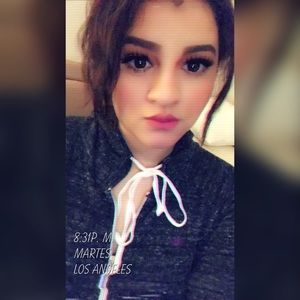 Meet your Posher, Selena